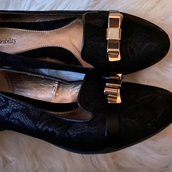Black flats/loafers, meant for comfort and style! - Picture 4 of 4